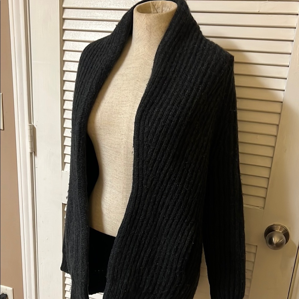 Vince. Cashmere and wool blend chunky charcoal gray cardigan with pockets XS - Picture 2 of 9
